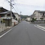 11/16撮影　前面道路：北から南へ向いて撮った写真です。