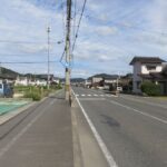 前面道路：南から北へ向いて撮った写真です。